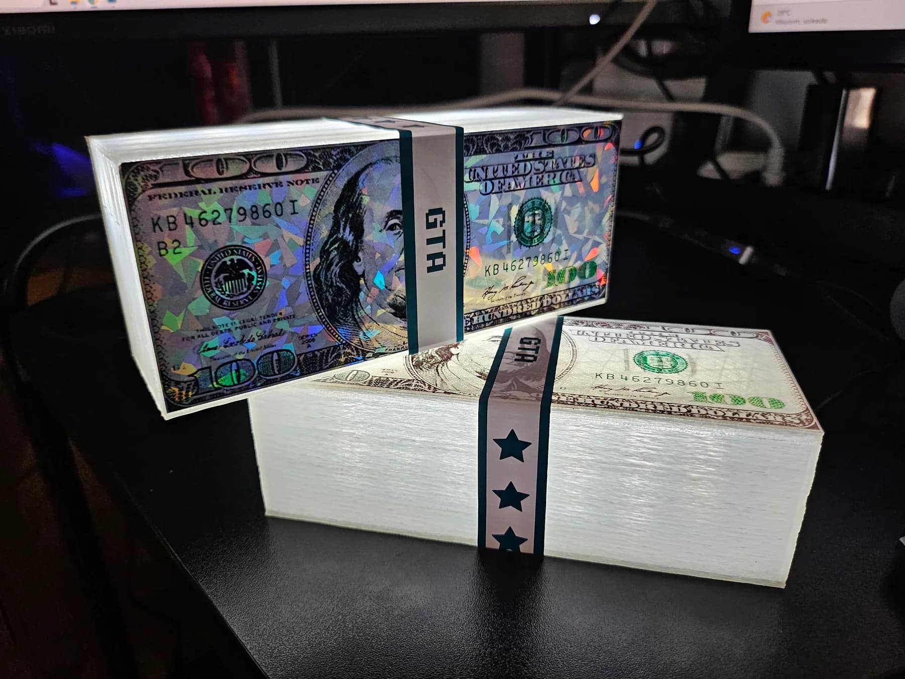 Lámpara GTA fajo de billetes